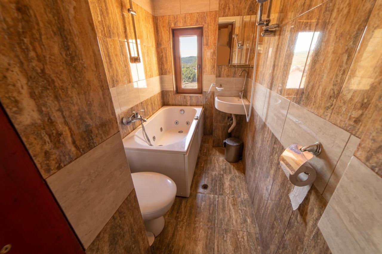Винената Къща Veliko Tarnovo Exterior foto